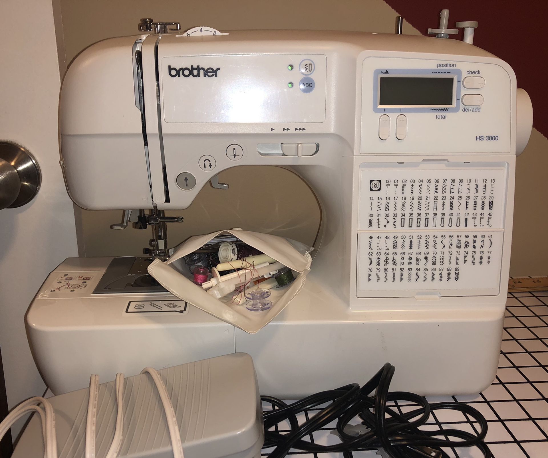 90 Stitch Sewing Machine