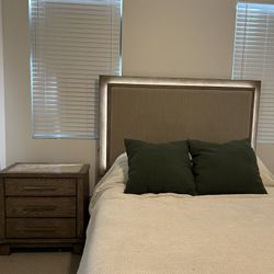 Queen Size Bed Frame And Mattress 