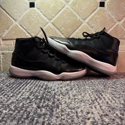 Jordan 11s “Space Jams” -Size 10M  -Barley used  -Icy bottoms ❄️ -Og all