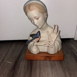 Porcelain Cybus Madonna Bust Figurine with Bird