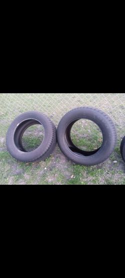 275/55/20 Toyo tires (2only) semi new