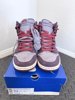 Nike Dunk High Premium SB Plum