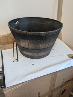 Large Rustic Faux Wood Barrel Planter/Garden Pot