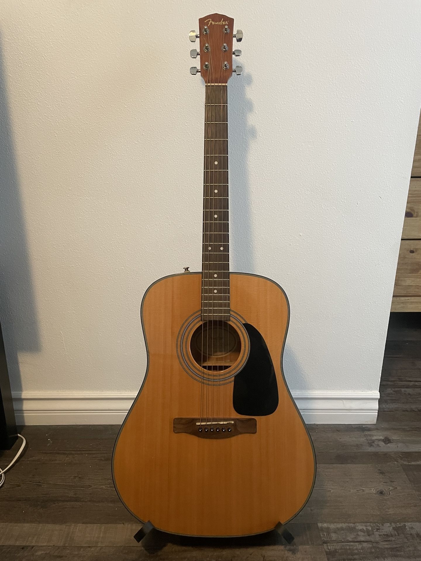 Fender DG8S Acoustic Guitar & bag