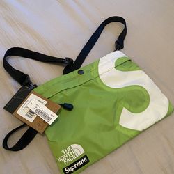 Supreme /Tnf S Logo Side Bag 🔥