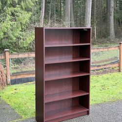 Industrial Bookshelf with adjustable shelves