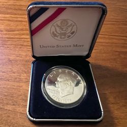 The 1976 The 1976 S Type I Eisenhower 40% Silver Dollar