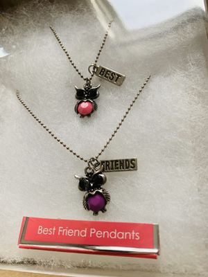 Photo Wonderful best friends gift set. One for you and the other for your BFF. A nice way to be together when separate.