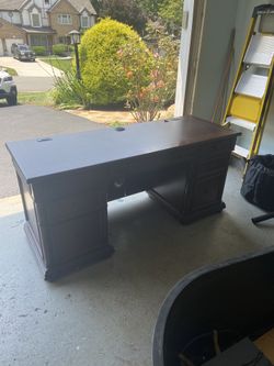 FREE Office Desk!