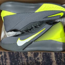 Nike G.T. Jump Academy Basketball Shoes 
