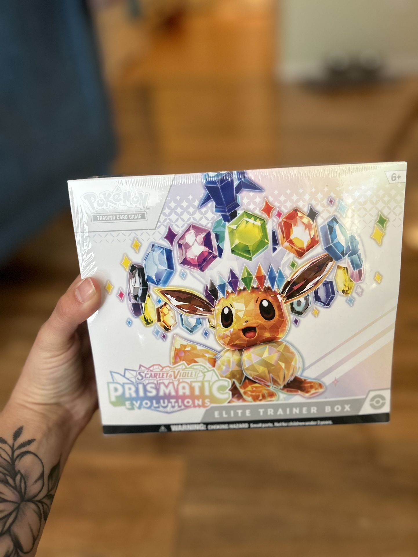 Prismatic evolutions ETB