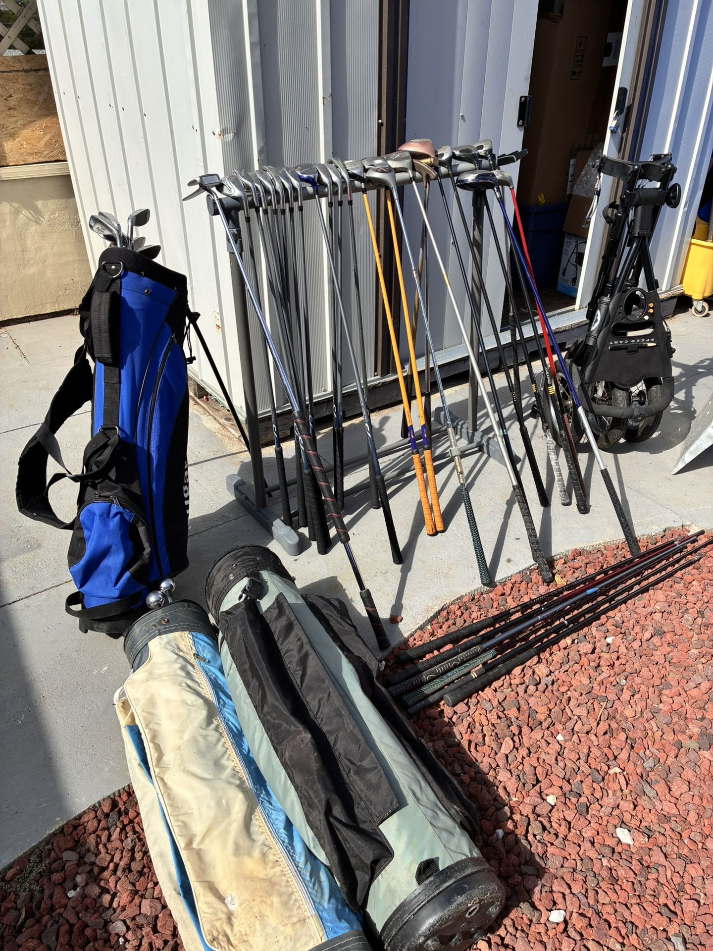 Sun Mountain Push Pull Golf Speed Cart 3-Wheel - Folding/Collapsible Plus More