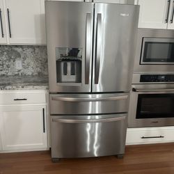 Whirlpool Fridge With Water And Ice Dispenser 