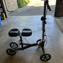 Knee Rober/scooter