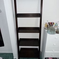 Dark brown 4-shelf ladder bookshelf