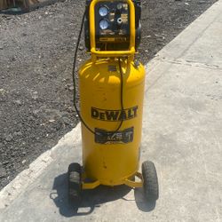 Dewalt 26 Gallon Air Compressor 