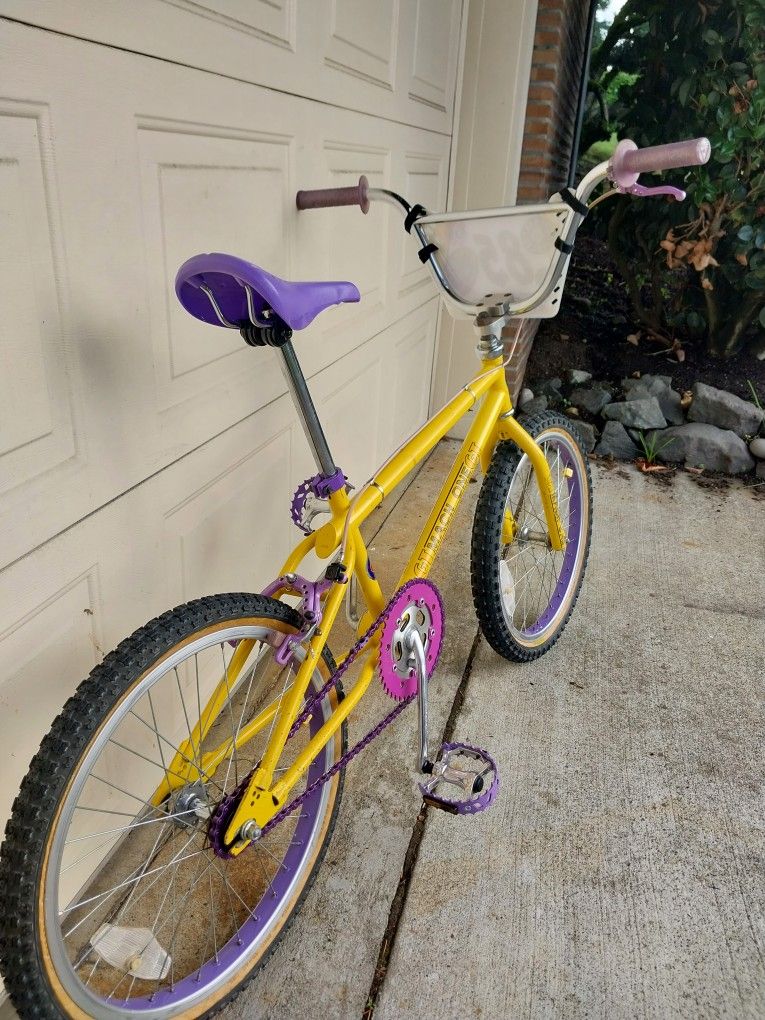 1985 gt mach one bmx sale