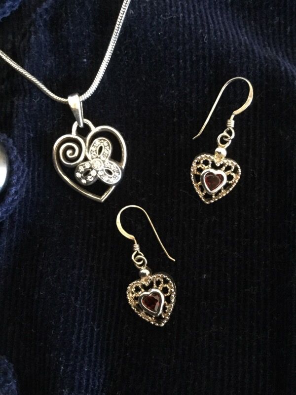 Beautiful Sterling Silver Hart necklace & Hart earring β¨ππβ¨