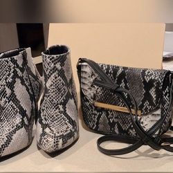 Ladies Black/Grey - Faux Snake Skin - Pointy Toe Booties Size 6.5  FREE MATCHING CROSSBODY BAG!!