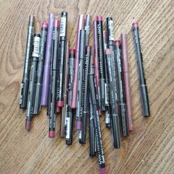 Nyx Lip Eye & Brow Liners