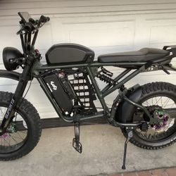 Selling my Super73 Rx With Dual Battery newly installed gryzly tires less than 50 miles new brakes set,rear rack widescreen back up camera. Check pict