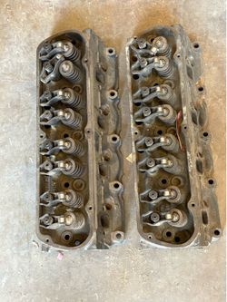 Ford mustang OEM cylinder heads