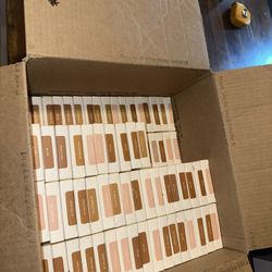 GLOWISH. by HUDABEAUTY Luminous Pressed Powder"