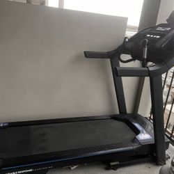 Horizon Treadmill