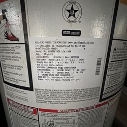 50-gallon, 40,000 BTU gas water heater  (used in good condition )