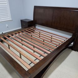 Sturdy and Durable King Bed Set