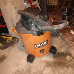 Ridgid  5 HP. 16 Gallon Wet Or Dry Vac.