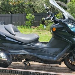 2014 Suzuki Burgman 400