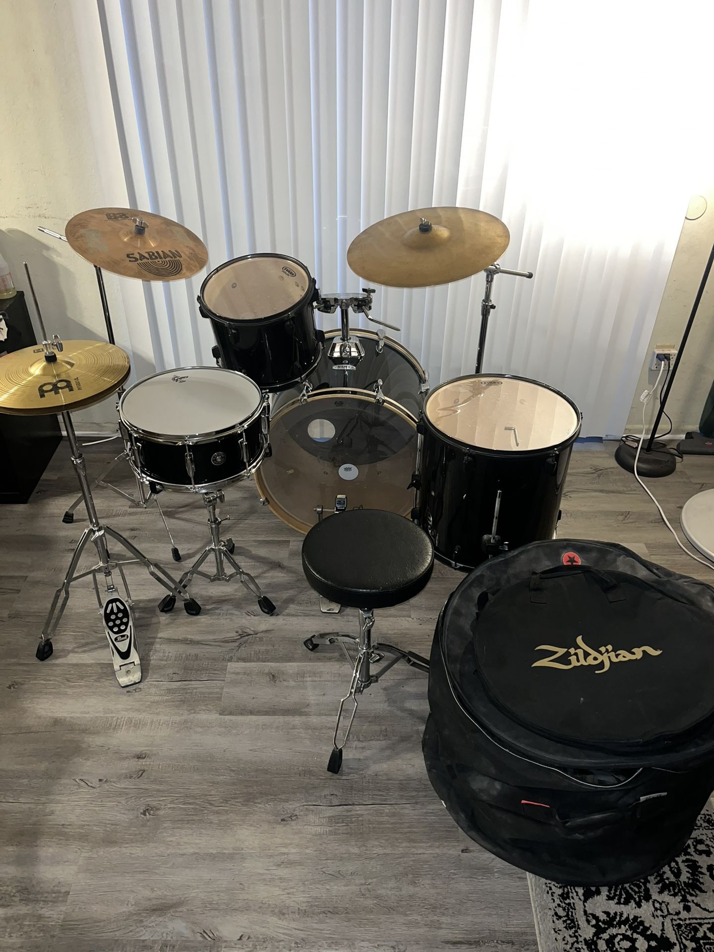 Mapex Complete Drum Set 