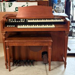 FREE! Hammond M3 Vintage Organ