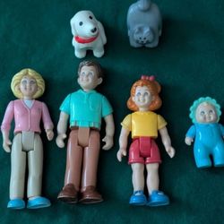 Little Tikes Grand Mansion Family & Pets