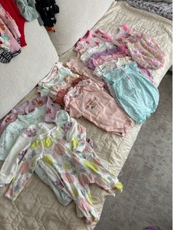Newborn/0-3 months baby girl clothes