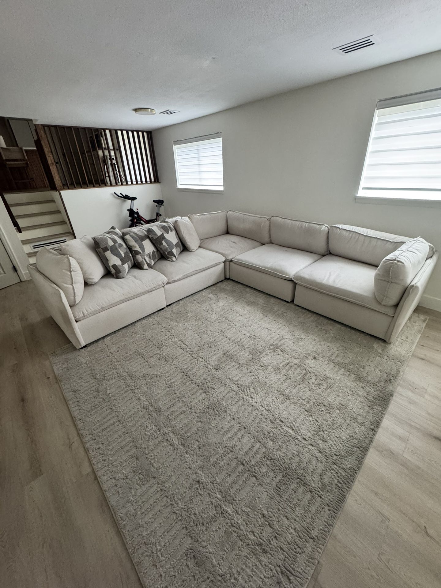 Sectional 