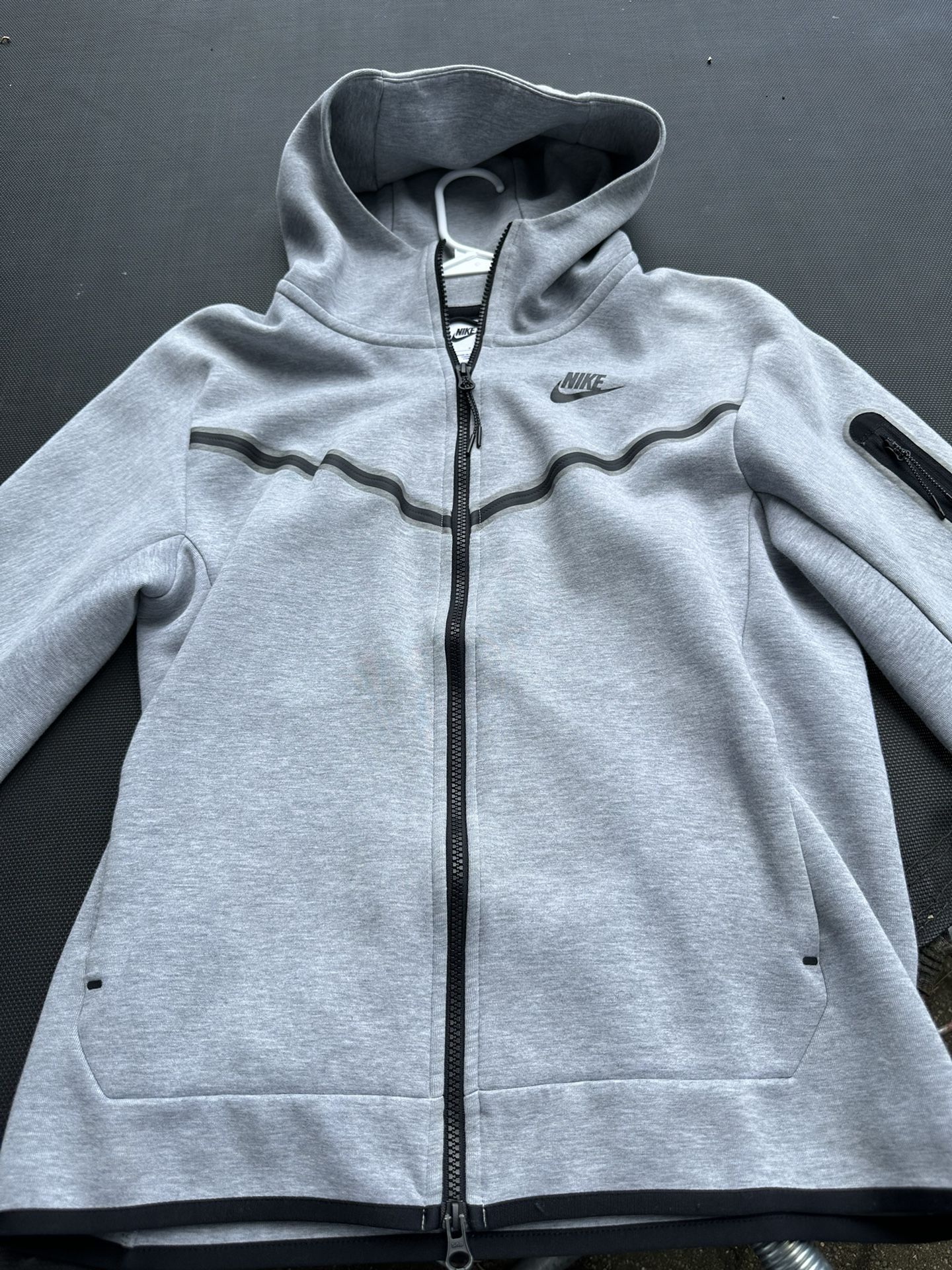 Grey Nike Tech Men’s Zip Up Size Small