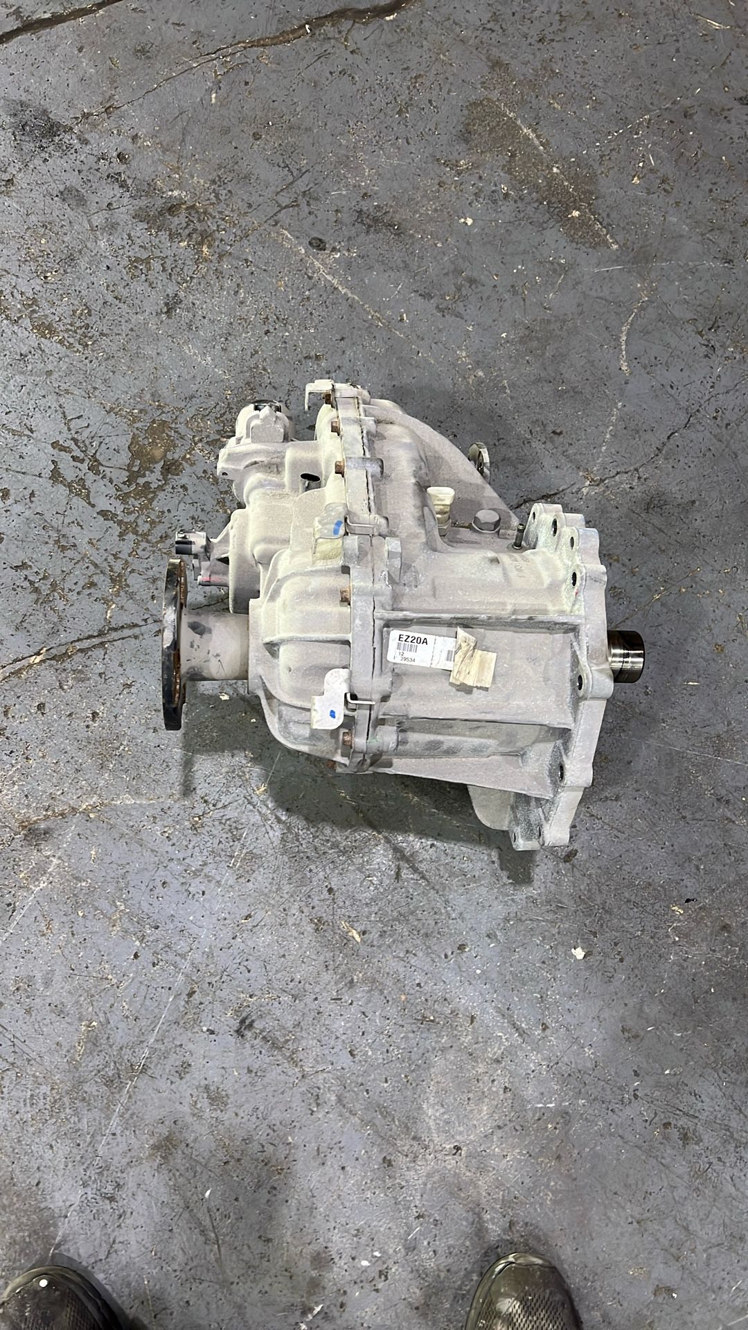 17-19 Nissan Titan Front Transfer Case Transfercase 2017 2018 2019