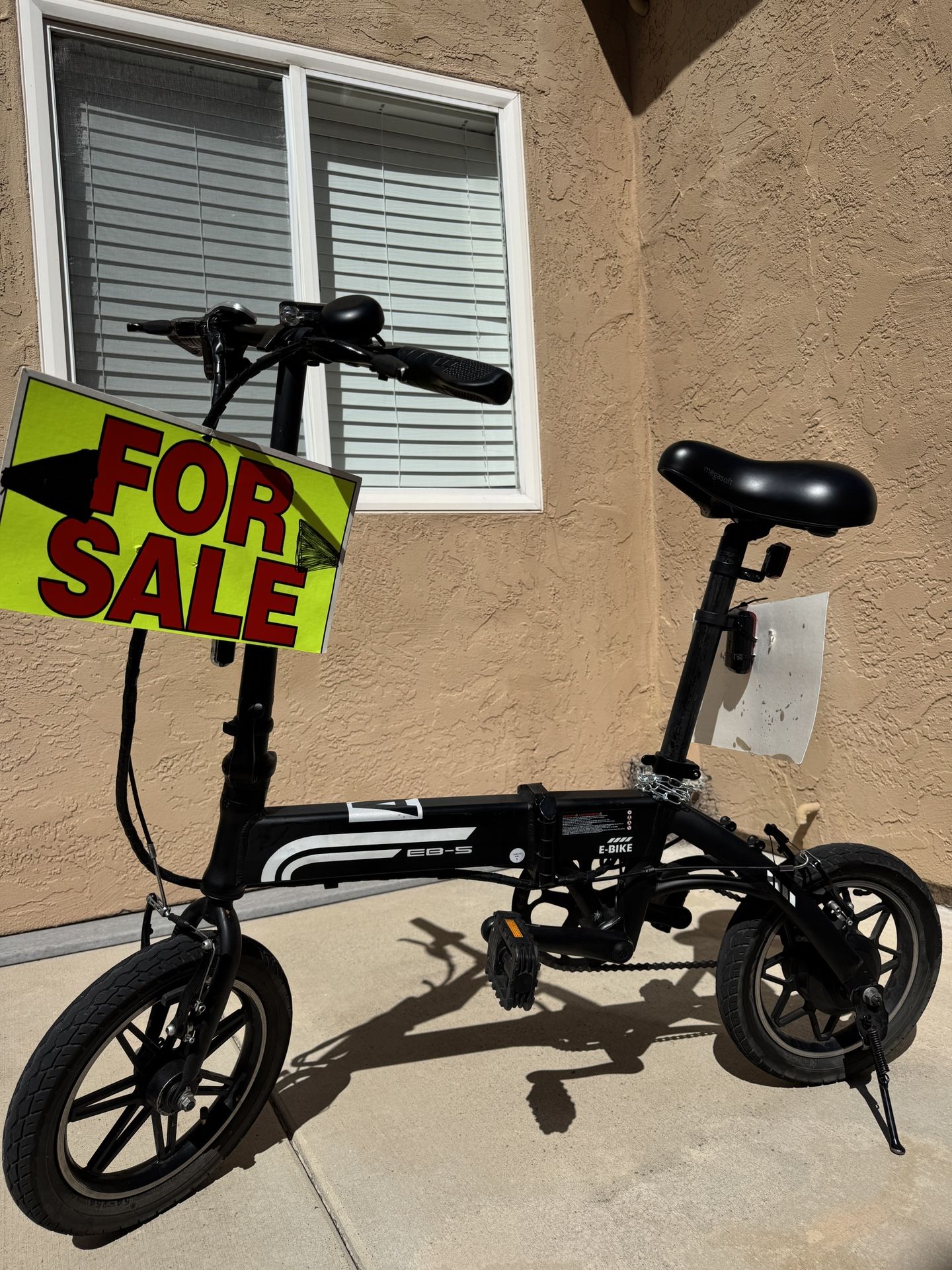 Medium Sized Electrical Bike  