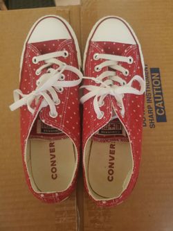 Converse unisex shoe