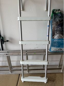 4 step boat ladder