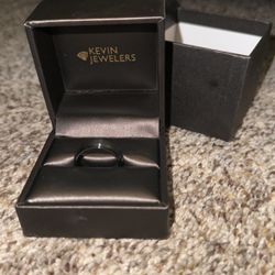 Men’s Size 7 Black Ring