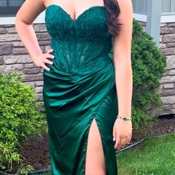 Adora Prom Dress (L)