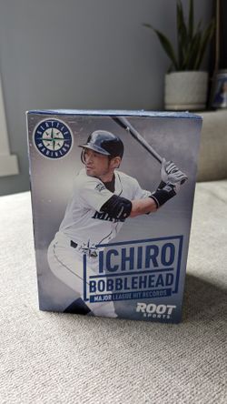 Ichiro Suzuki Dual Bobblehead