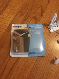 Safety 1st locks cabinet and drawer latches