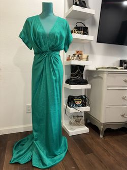 Turquoise Sequin Rhea Costa Gown, Size Medium 100% Silk 
