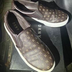 Donna Karen female shoes price