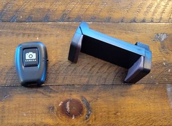 Phone Holder Tripod Clamp & Bluetooth Shutter Control 