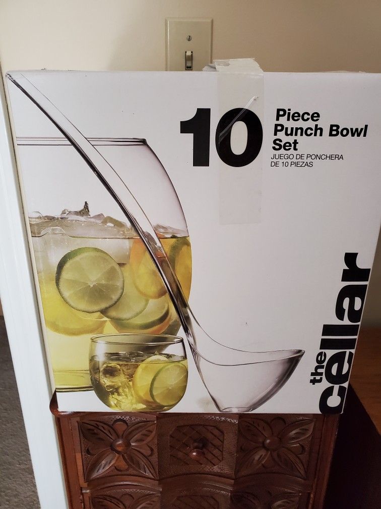 The Cellar 10 Piece Punchbowl Set Brand New In Box